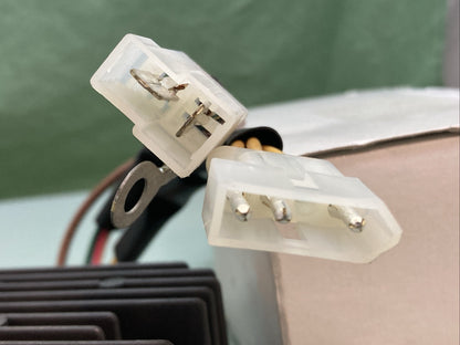 NEW GENUINE BMW 61312346432 Voltage regulator 1997-2000