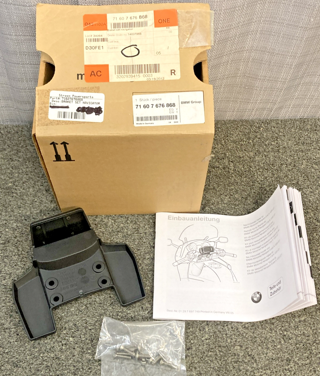 NEW GENUINE BMW 71607676868 NAVIGATOR BRACKET SET