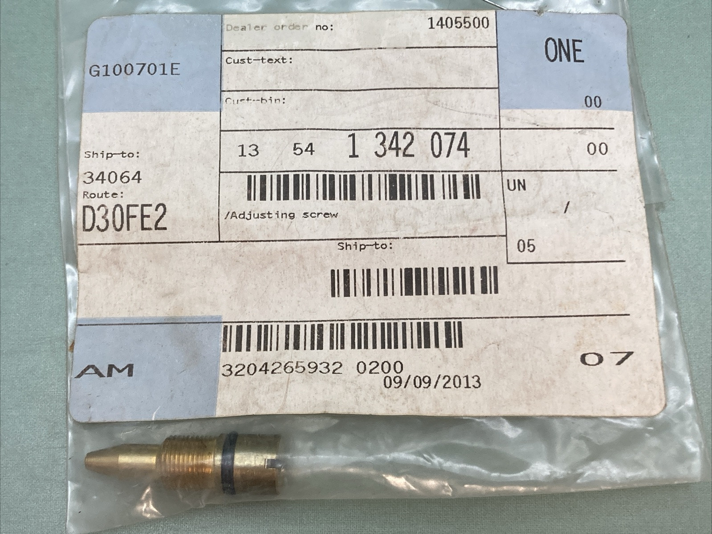 NEW GENUINE BMW 13541342074 Adjusting screw 1992-2006