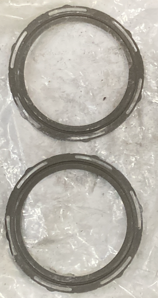 NEW GENUINE VOLVO 85153858 EXHUAST GAS RECIRCULATION VALVE ASSEMBLY KIT REMAN