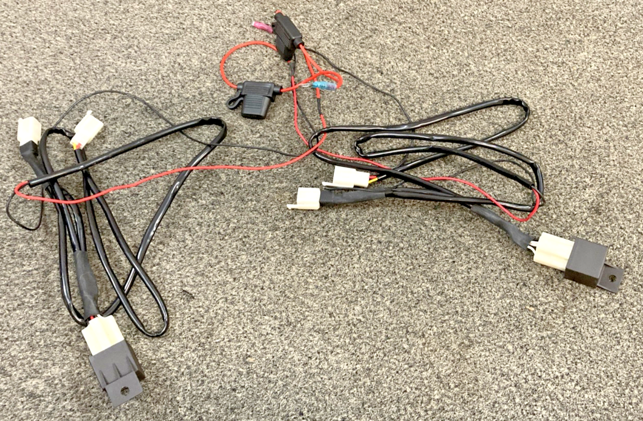 NEW GENUINE SADDLEMEN 0810-2186 HEATED ROADSOFA CF SEAT W/ DBR, I20-06-185BRHCT