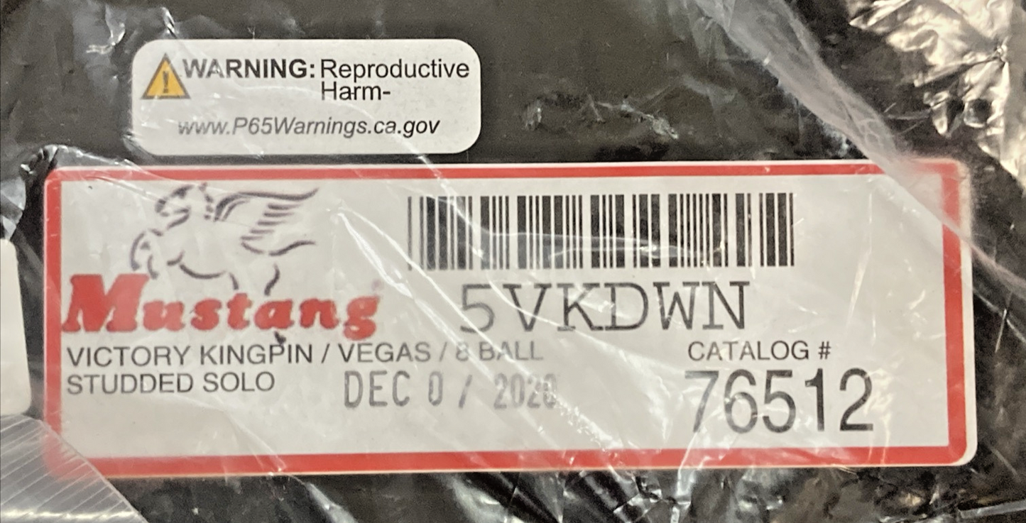NEW GENUINE MUSTANG 76512 WIDE TOURING SOLO SEAT
