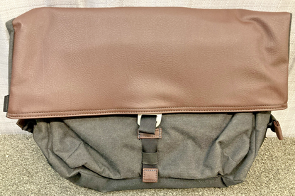 NEW GENUINE INDIAN 2883500-FBA K-SIDEBAG, MESSENGER, BLACK/BROWN