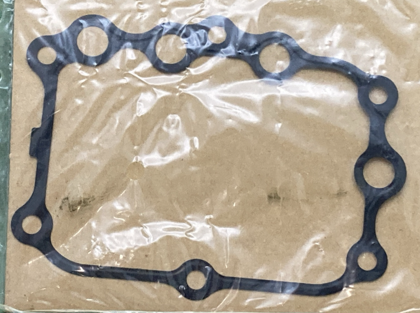 NEW GENUINE HONDA 27135-HN8-000 Gasket