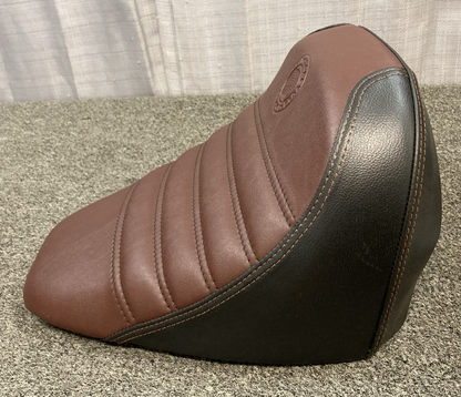 NEW GENUINE POLARIS 2691889-VNB INDIAN SEAT,DRIVER,LOW,BLK/BRNVNL BOBBER ONLY