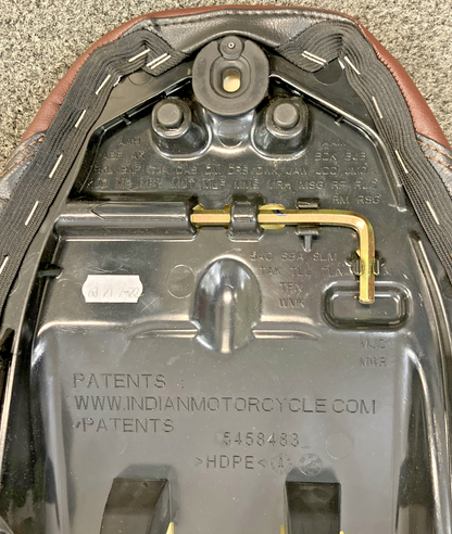 NEW GENUINE POLARIS 2691889-VNB INDIAN SEAT,DRIVER,LOW,BLK/BRNVNL BOBBER ONLY