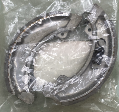 NEW GENUINE HONDA 06450-MA0-405 Shoe Kit Brake
