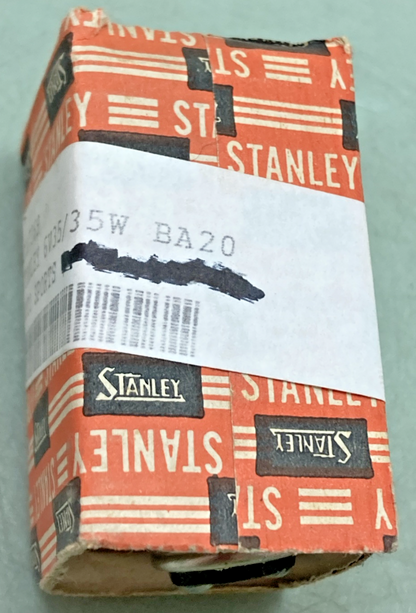 QTY 2 NEW GENUINE STANLEY A7369 6V 35W BULB