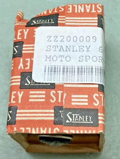 QTY 2 NEW GENUINE STANLEY A3625 6V 25W BULB