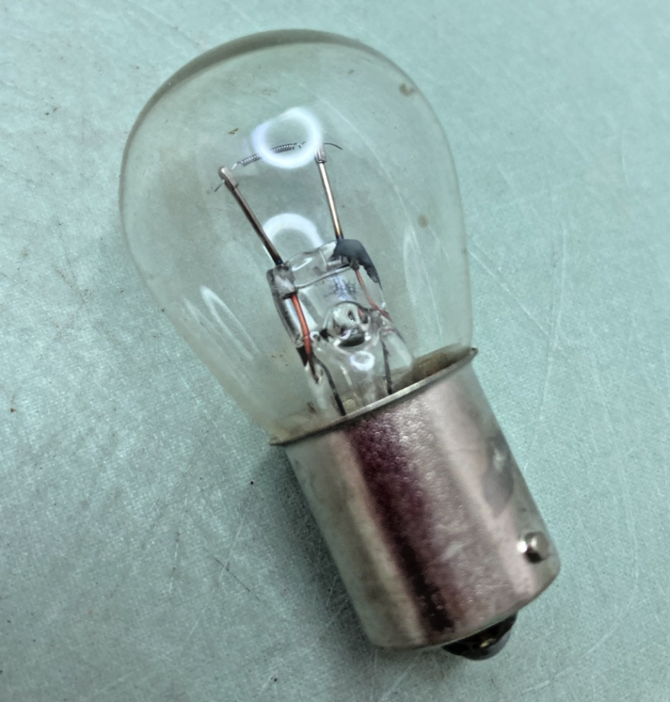 QTY 8 NEW GENUINE EMGO 48-66806 6V BULB