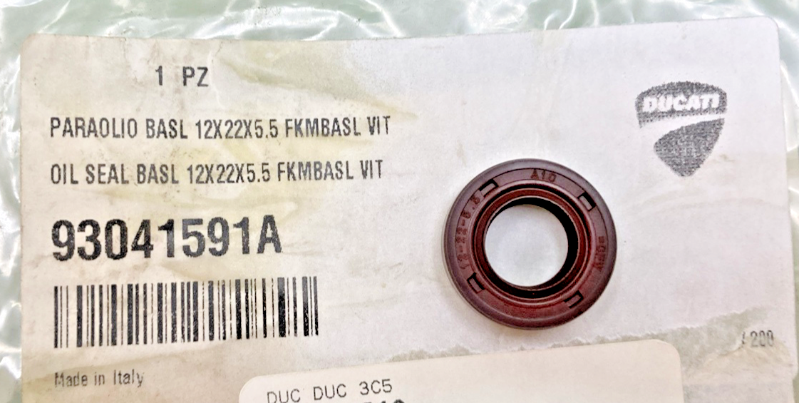 NEW GENUINE DUCATI 93041591A SEAL RING BASL 12X22X5.5 FKMBASL VIT
