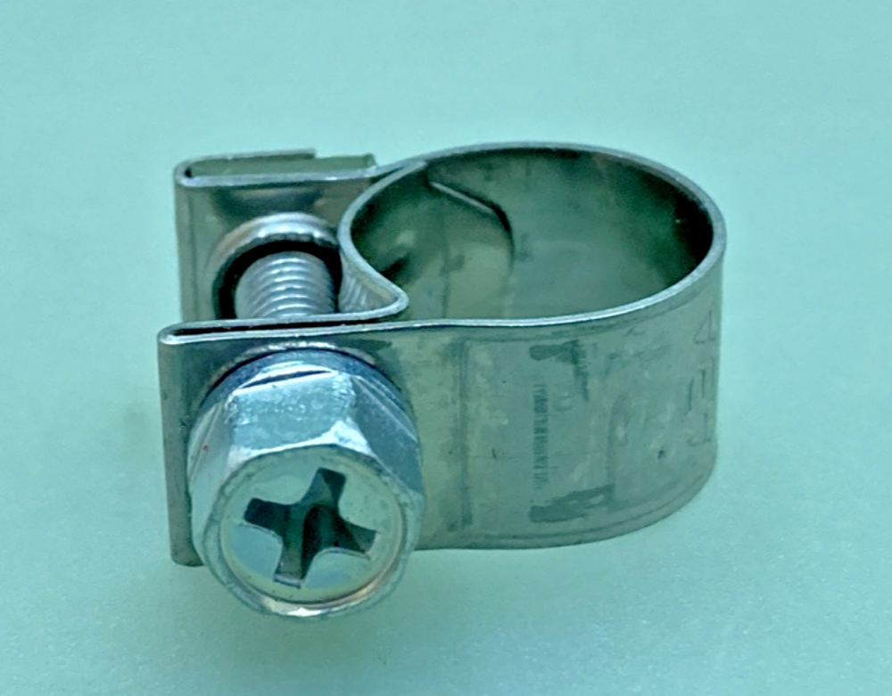NEW GENUINE DUCATI 8A0067610 CLAMP 11MM