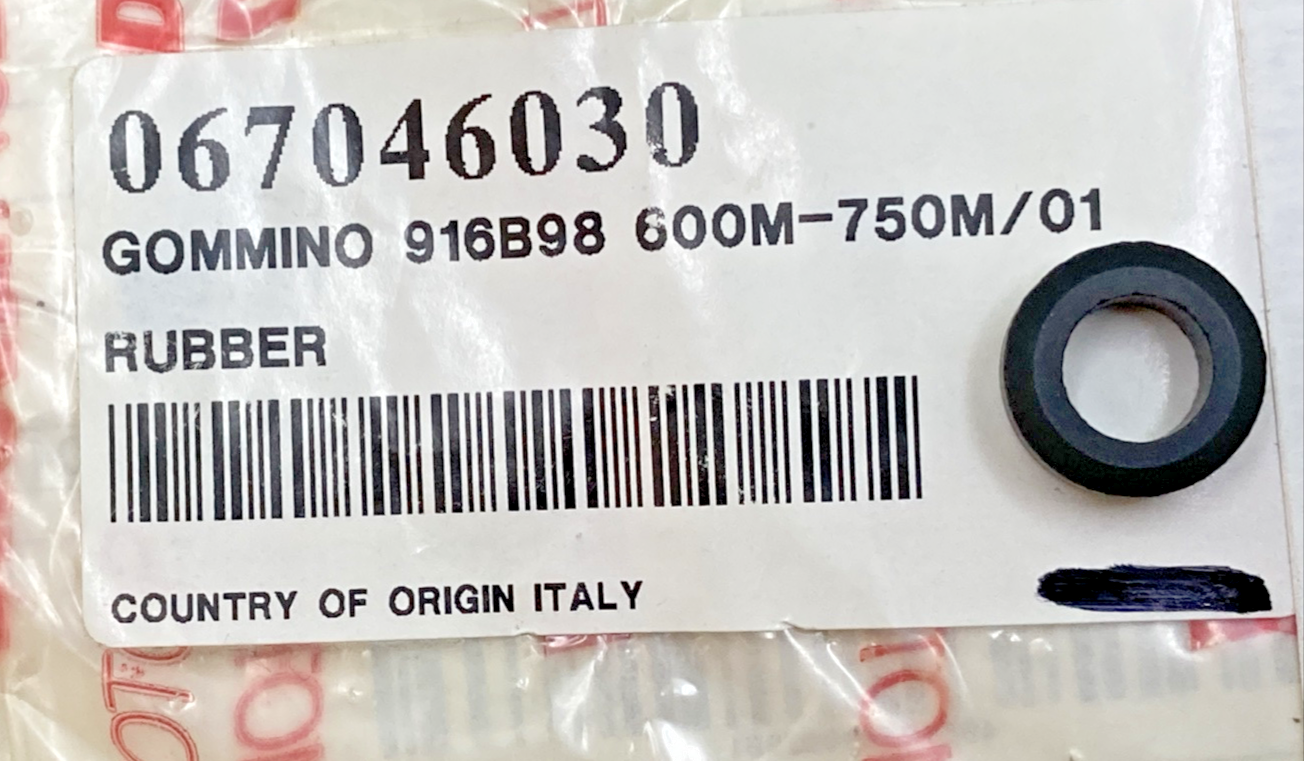 NEW GENUINE DUCATI 067046030 FAIRLEAD RUBBER