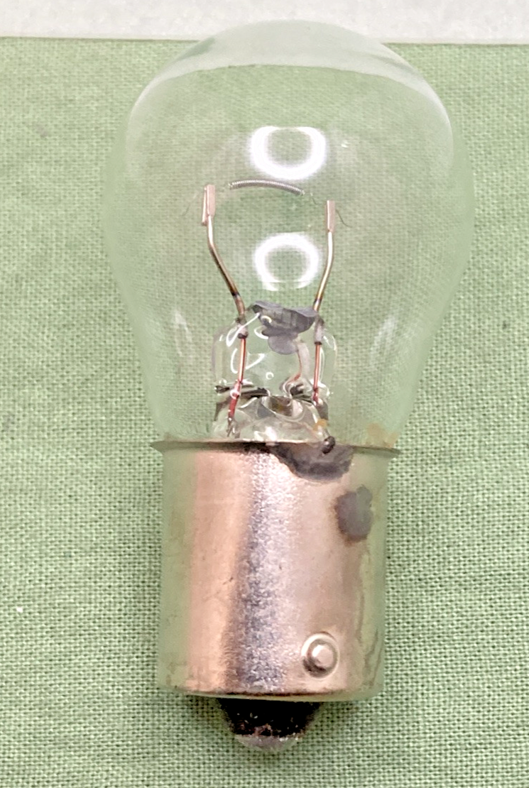 NEW GENUINE PRO SERIES GE93 TAIL LAMP BULB 12V 15CP