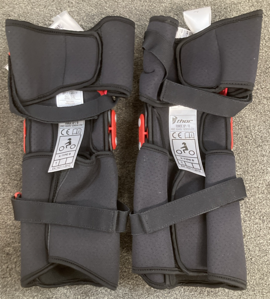 NEW GENUINE THOR 2704-0364 FORCE XP KNEE GUARD RED 2X/3X PAIR