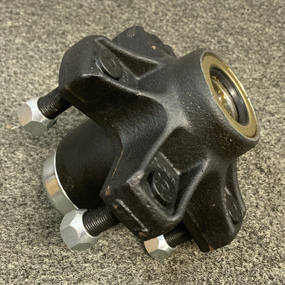NEW GENUINE WPS 41-6076 STEEL HUB 5 HOLE WITH/1" BEARING