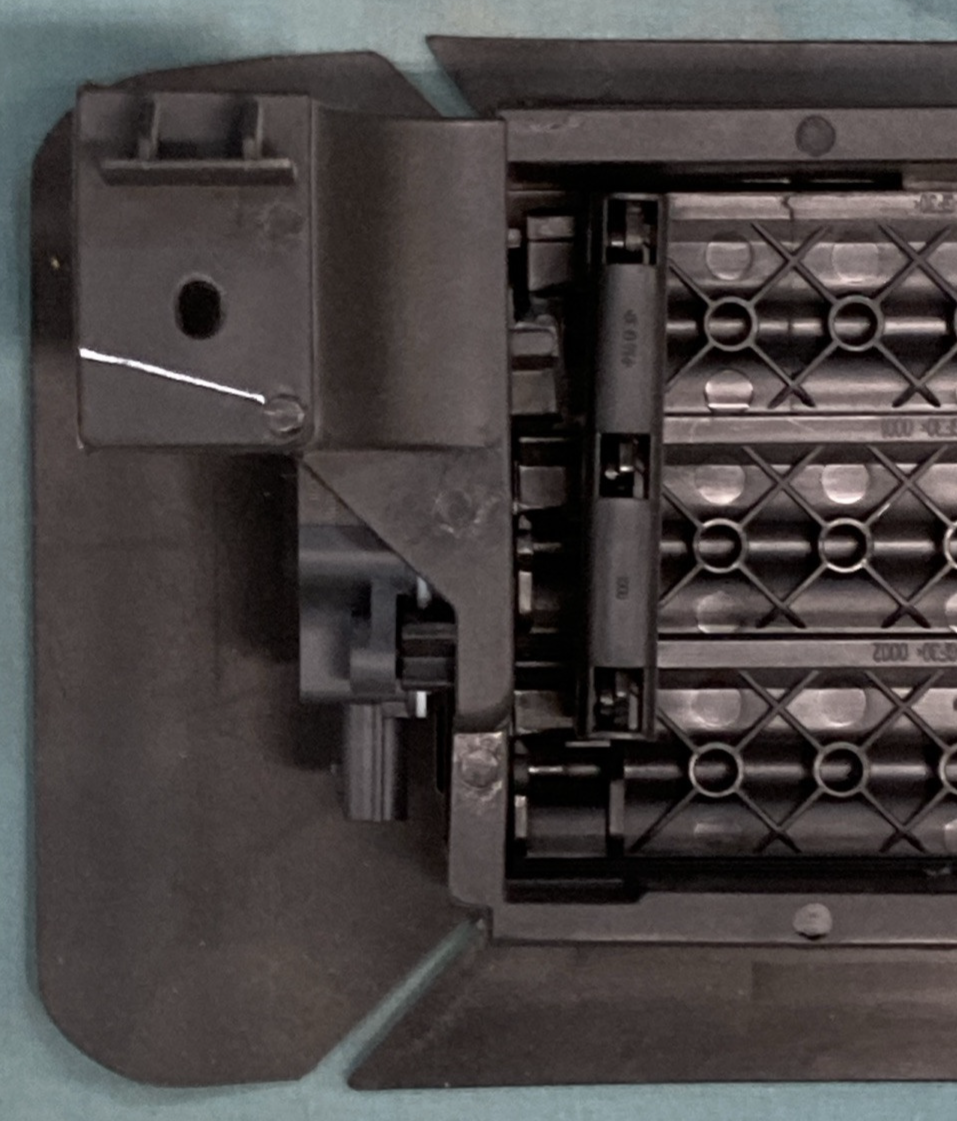 NEW GENUINE NISSAN 62330-9HS0A RADIATOR GRILLE FRONT BLACK PLASTIC