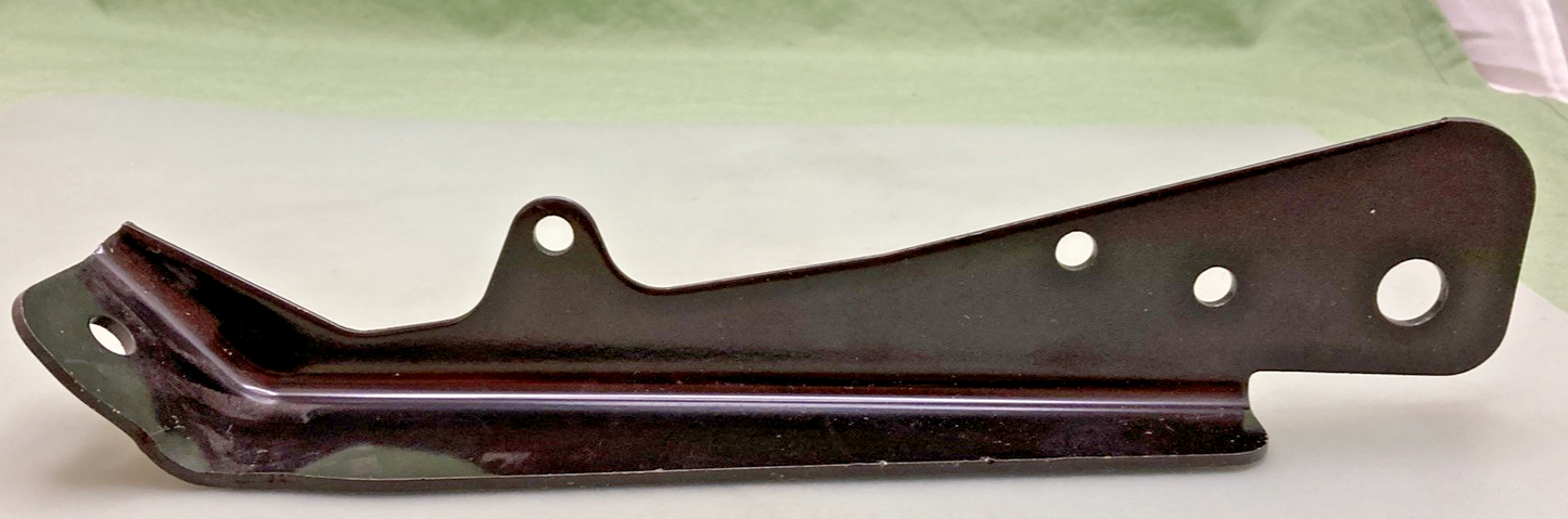 NEW GENUINE ARCTIC CAT 1506-562 BRACKET, BUMPER-RH-BLACK
