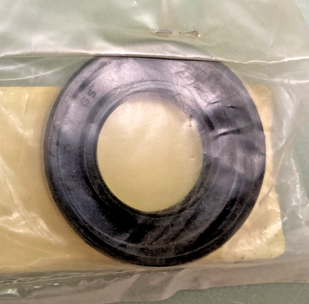 NEW GENUINE YAMAHA 93102-22363 Oil Seal, Sd - Type