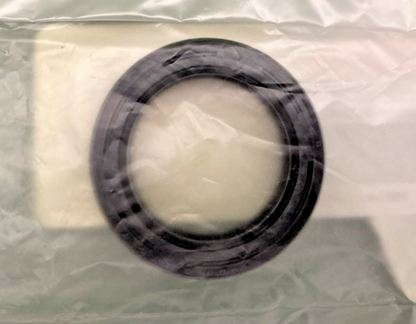 NEW GENUINE YAMAHA 93102-26468 Oil Seal