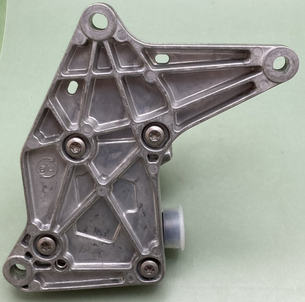 NEW GENUINE VOLVO 23992701 AIR BRAKE CONTROL VALVE