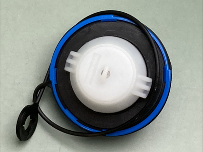 NEW GENUINE AUTOMANN 572.3006 DEF FILLER CAP NON-LOCKING