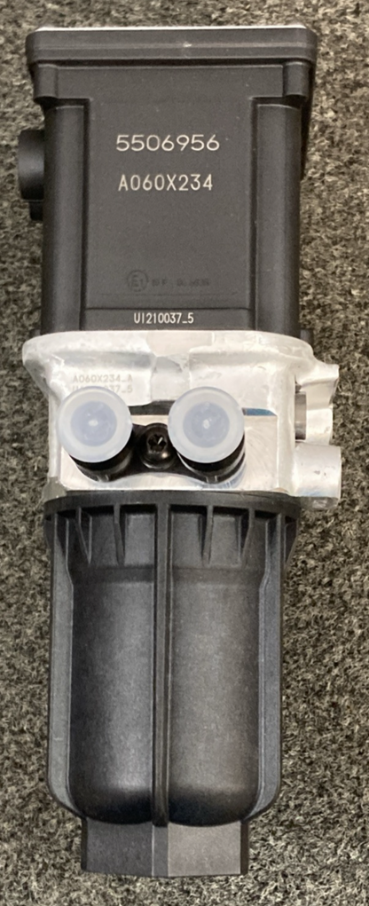 NEW GENUINE PACCAR 2208766PE DEF DOSER PUMP