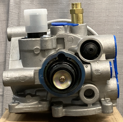 NEW GENUINE ARMADA BHR955300 AIR DRYER