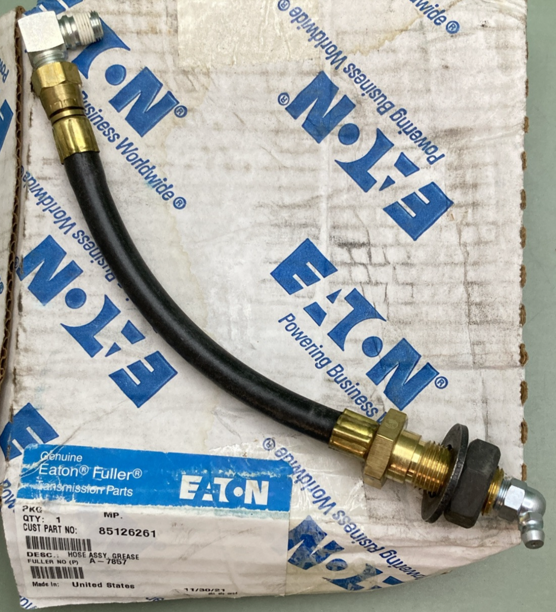 NEW GENUINE EATON 85126261 GREASE HOSE