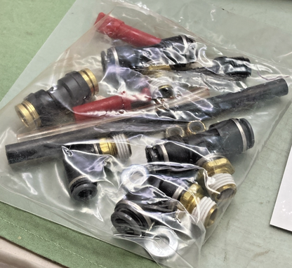 NEW GENUINE VOLVO 034137 HEIGHT CONTROL VALVE KIT