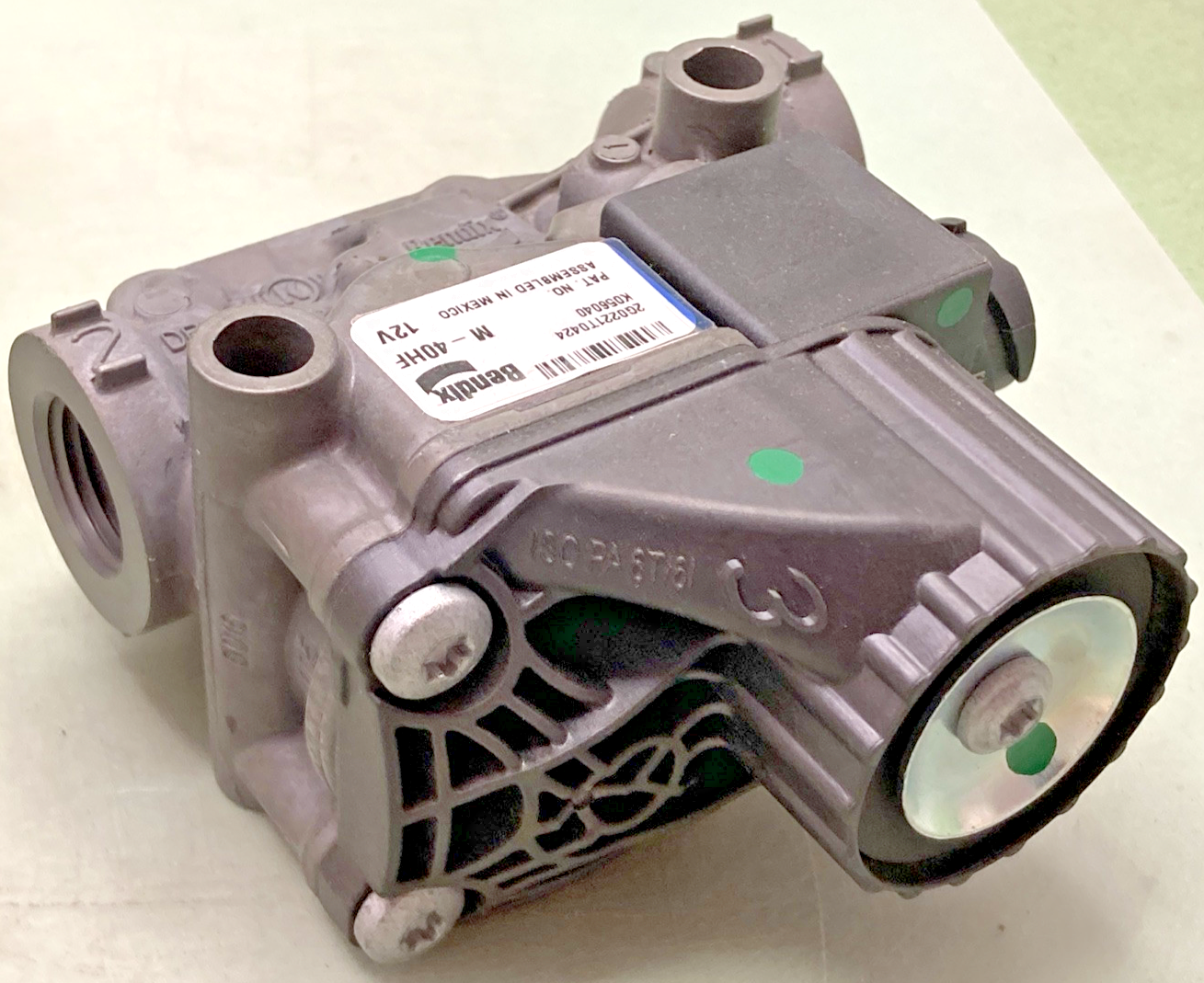 NEW GENUINE VOLVO 85144378 VALVE ABS MODULATOR
