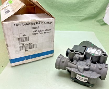 NEW GENUINE VOLVO 85144378 VALVE ABS MODULATOR