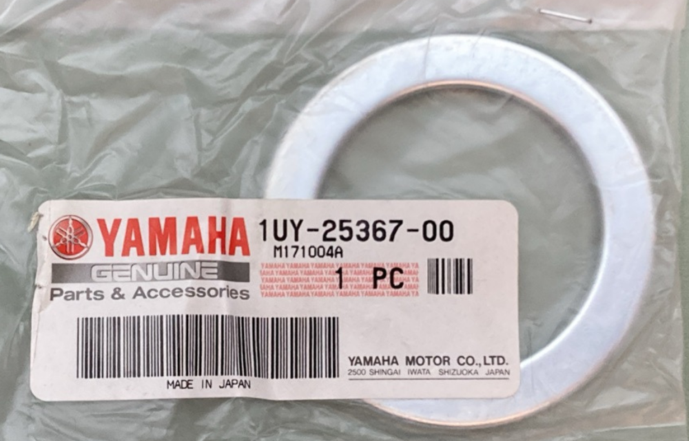 NEW GENUINE YAMAHA 1UY-25367-00 Cover, Hub Dust