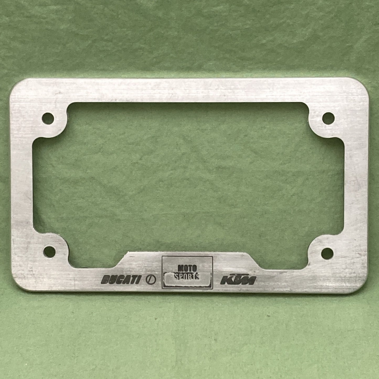 GENUINE MOTO SPORTS 1495 LICENSE PLATE FRAME DUCATI KTM 7.5X4.5 ALU