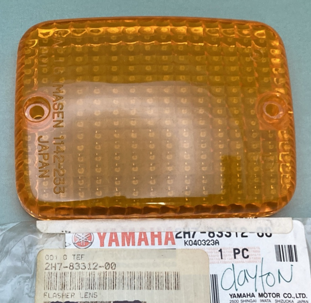 NEW GENUINE YAMAHA 2H7-83312-00 Lens, Flasher