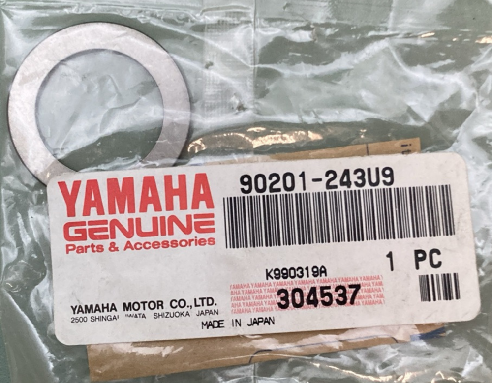 QTY 2 NEW GENUINE YAMAHA 90201-243U9 Washer, Plate