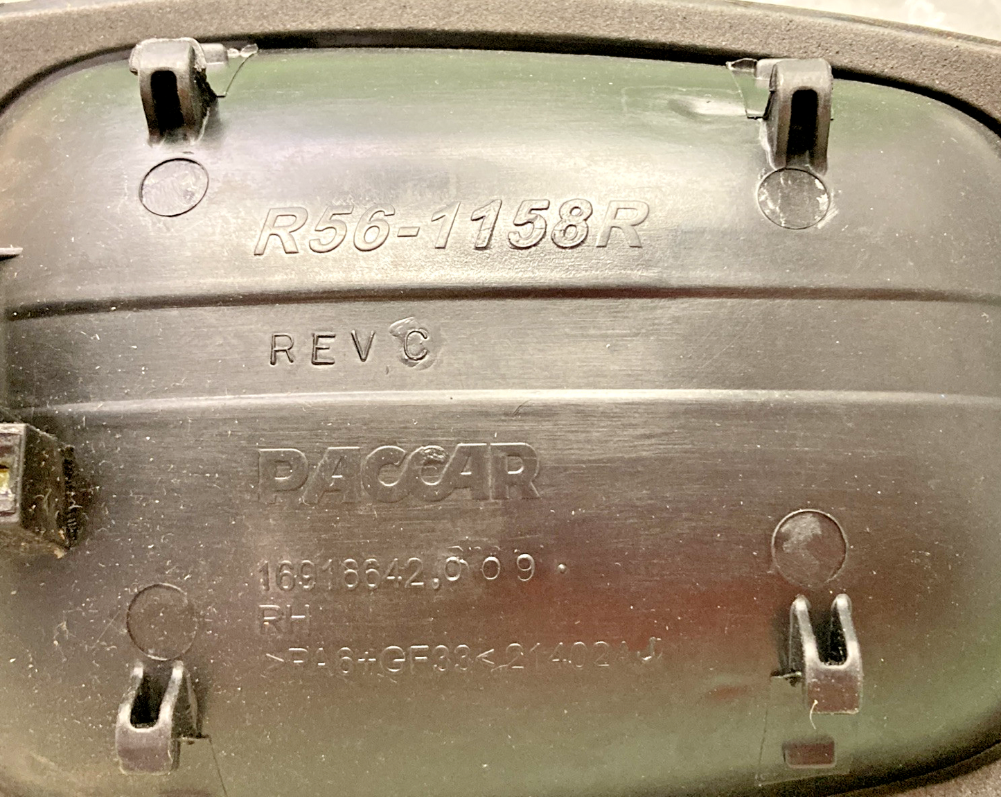 NEW GENUINE PACCAR R56-1158R DOOR HANDLE