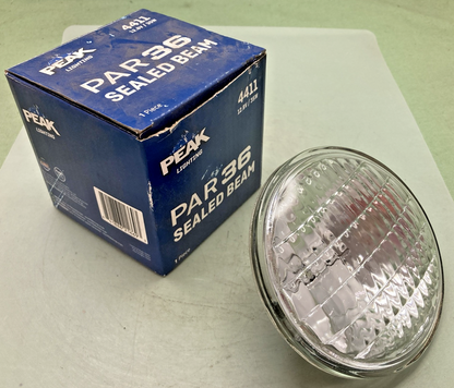 NEW GENUINE PEAK LIGHTING 4411 PAR 36 SEALED BEAM
