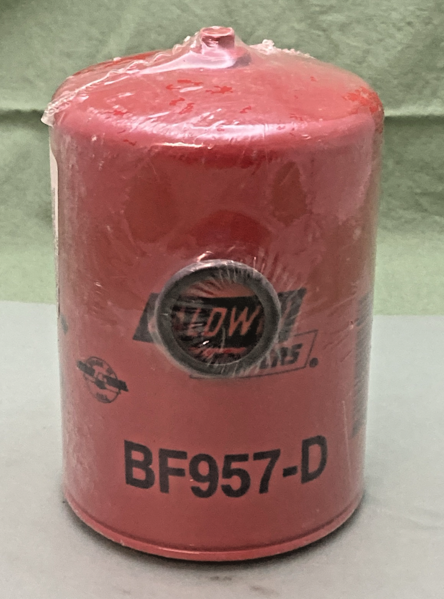 NEW GENUINE BALDWIN BF957-D Spin-on Fuel Filter