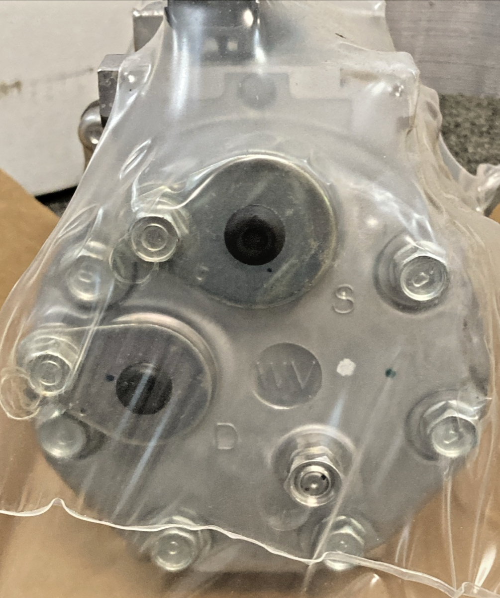 NEW GENUINE SANDEN 5382G AIR CONDITIONING COMPRESSOR SD7H15