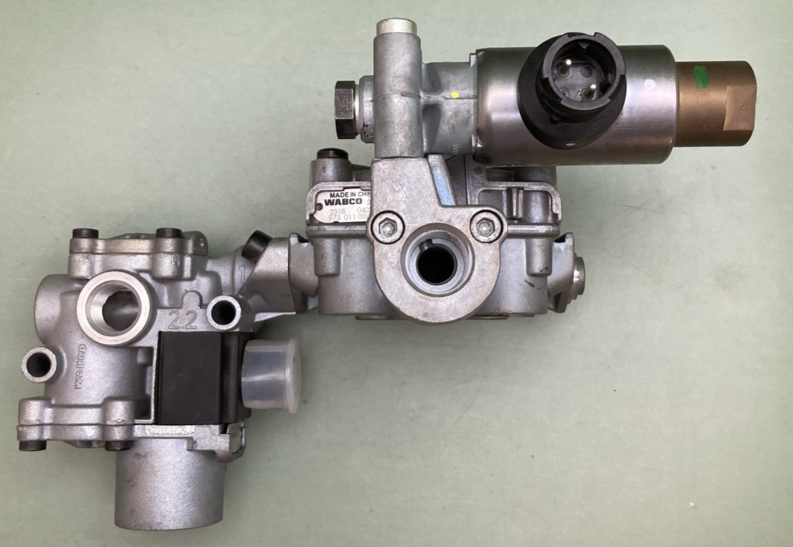 NEW GENUINE WABCO 4725002260 ABS Modulator Valve 12V REAR AXLE W/ ATC