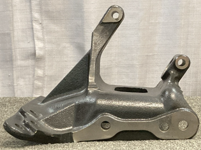 NEW REPLACES MACK 22023113 Drive Motor Mount