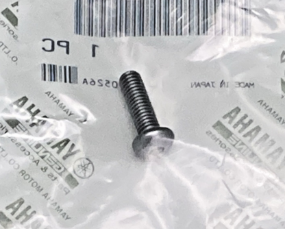 QTY 2 NEW GENUINE YAMAHA 92014-05016 Bolt, Button Head