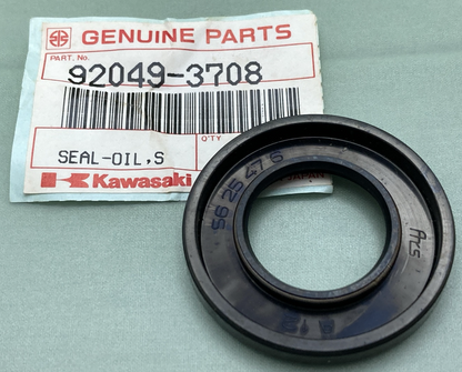NEW GENUINE KAWASAKI 92049-3708 SEAL-OIL, S625476