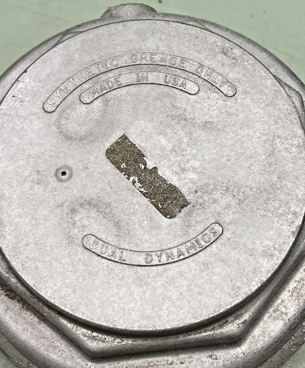 NEW GENUINE DUAL DYNAMICS 275-G SCREW-ON HUB CAP