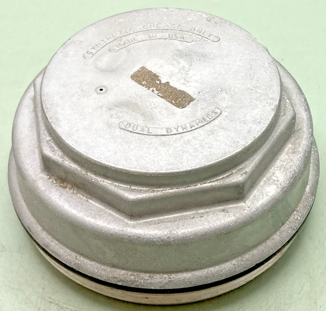 NEW GENUINE DUAL DYNAMICS 275-G SCREW-ON HUB CAP