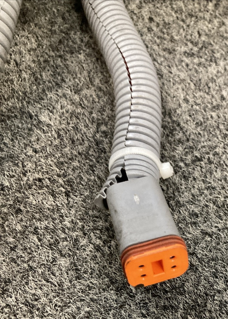 NEW GENUINE Kalmar Ottawa CTT00024624 Wiring Harness Cab Heater