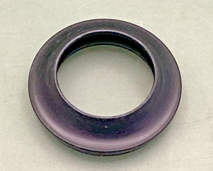 NEW GENUINE YAMAHA 5B6-23144-00 Seal, Dust
