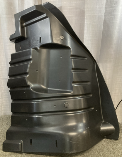 NEW REPLACES NAVISTAR 3829930C3 PANEL HOOD SPLASH RIGHT