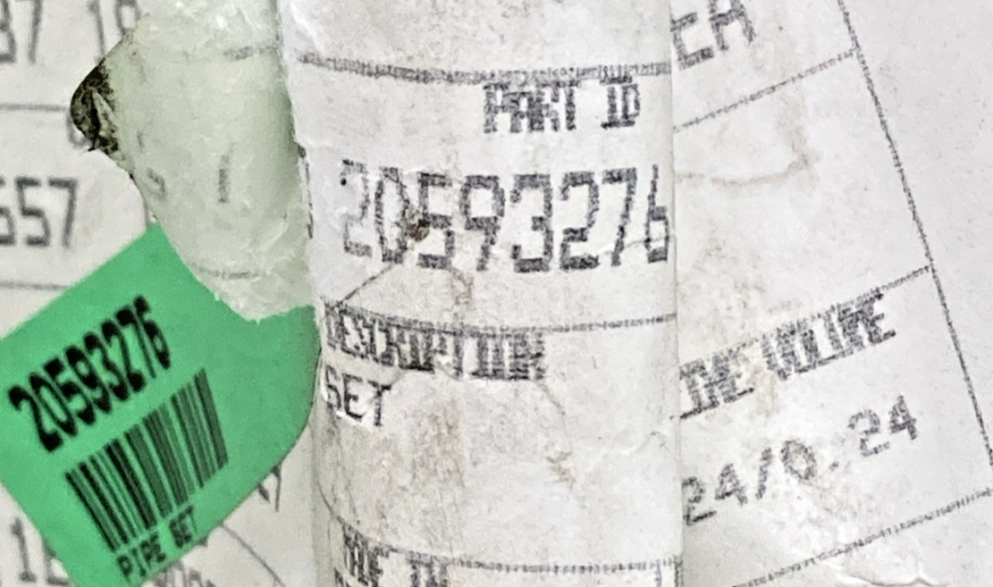 NEW GENUINE VOLVO 20593276 PIPE SET